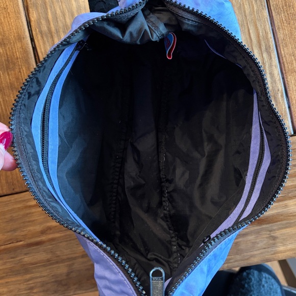 Baggu Hello Kitty Medium Crescent Bag - Picture 3 of 4